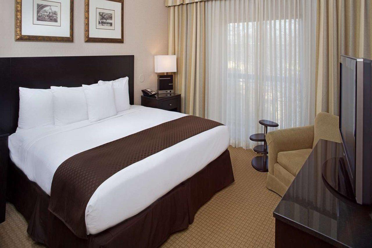 ดับเบิ้ลทรีบายฮิลตันโฮเต็ลชิคาโก วูดเดลเอลค์โกรฟ Hotel Wood Dale ภายนอก รูปภาพ